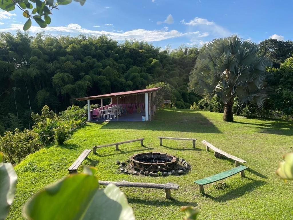 Hotel Campestre La Cecilia Montenegro Exterior foto